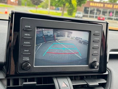 Used 2019 Toyota RAV4 LE w/ All Weather Liner Package AWD/4WD image 29