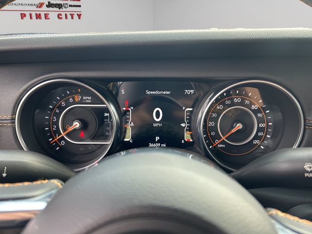 Used 2021 Jeep Gladiator Overland AWD/4WD image 16