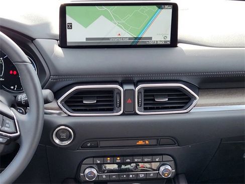 New 2025 MAZDA CX-5 Signature image 17