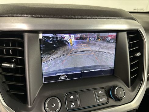 Used 2023 GMC Acadia SLE w/ Driver Convenience Package AWD/4WD image 17