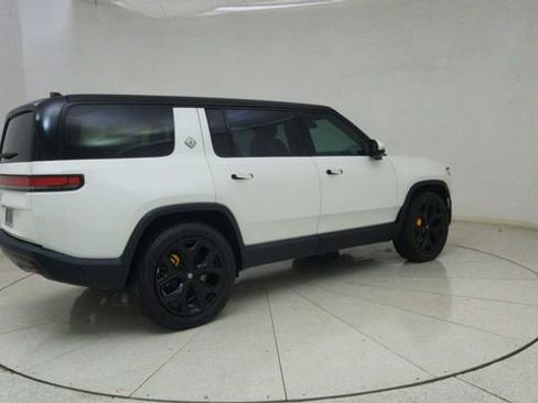 Used 2024 Rivian R1S Adventure image 71