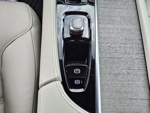 Certified 2023 Volvo XC90 T8 Plus w/ Protection Package image 17