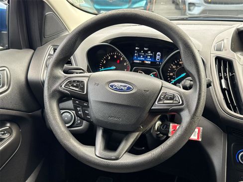 Used 2017 Ford Escape SE FWD image 24