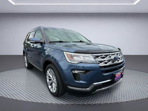 Used 2018 Ford Explorer Limited w/ Equipment Group 301A AWD/4WD image 13