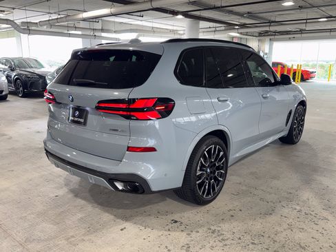 Used 2025 BMW X5 sDrive40i w/ M Sport Package RWD image 8