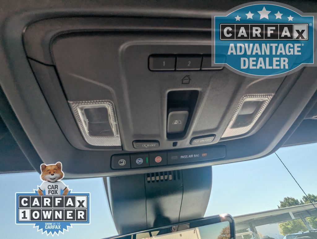 Used 2025 Chevrolet Silverado 1500 High Country w/ Midnight Edition AWD/4WD image 14