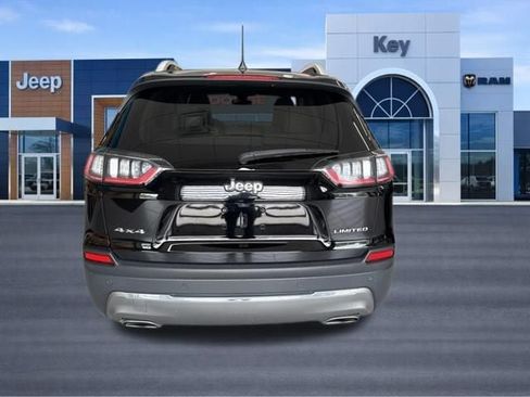 Used 2019 Jeep Cherokee Limited AWD/4WD image 5