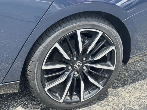 Used 2024 Honda Accord Touring image 12