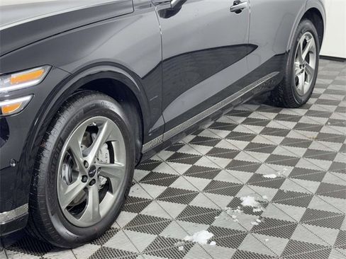 New 2026 Genesis GV70 2.5T Advanced image 12