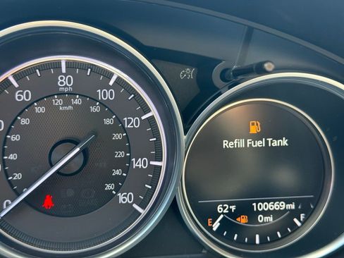 Used 2018 MAZDA CX-5 Touring w/ Preferred Equipment Package image 16