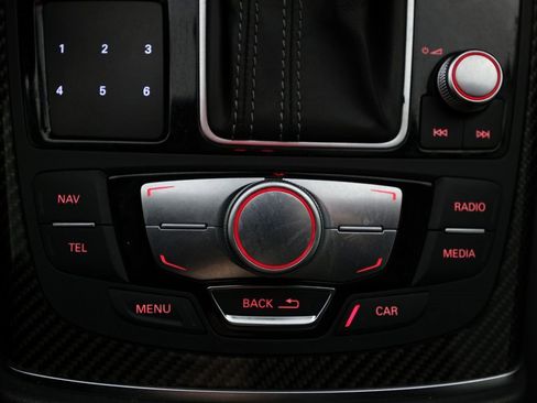 Used 2016 Audi RS 7 Prestige w/ Carbon-Optic Package image 31