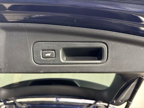 Certified 2023 Acura MDX SH-AWD image 35