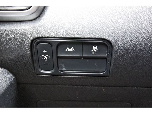 Used 2022 Kia Sorento LX FWD image 23
