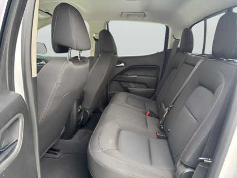 Used 2019 Chevrolet Colorado LT w/ LT Convenience Package image 9