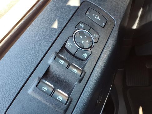 Used 2022 Ford F450 Platinum w/ FX4 Off-Road Package AWD/4WD image 24
