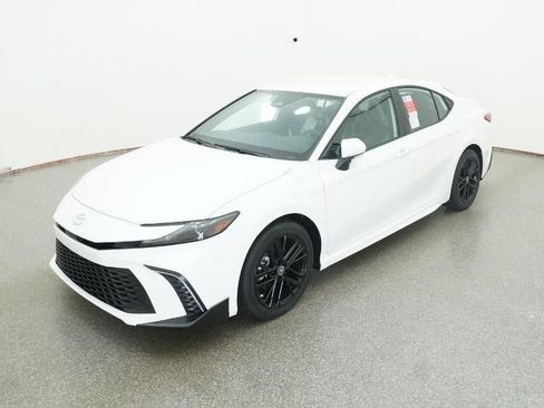 New 2026 Toyota Camry SE image 1