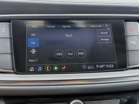 Used 2021 Buick Enclave Essence FWD image 32