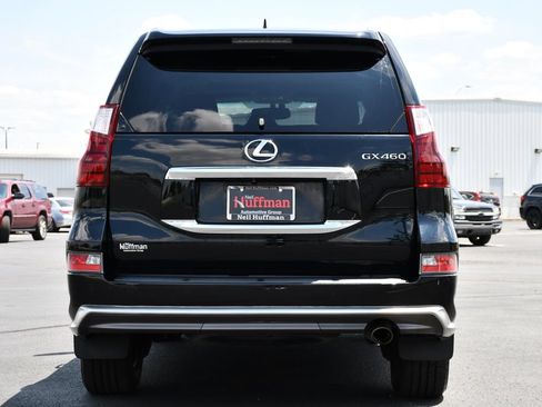 Used 2018 Lexus GX 460 Premium AWD/4WD image 6