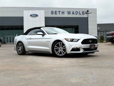 Used 2016 Ford Mustang GT Premium RWD image 7