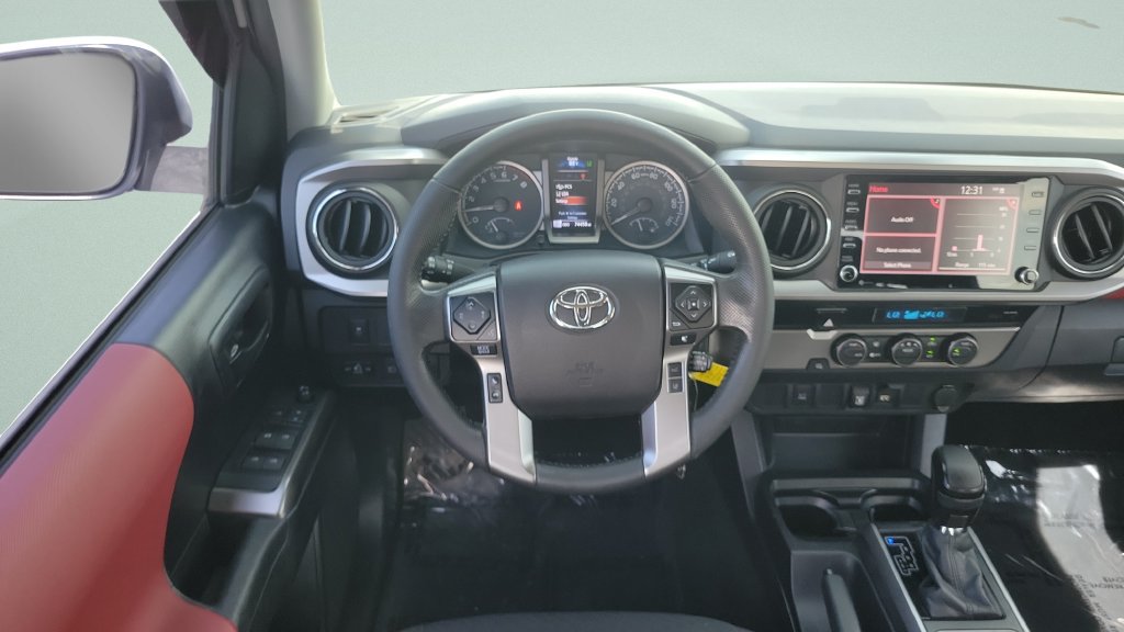 Used 2021 Toyota Tacoma SR5 RWD image 11