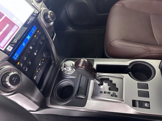Used 2023 Toyota 4Runner Limited AWD/4WD image 33