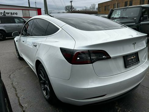 Used 2020 Tesla Model 3 image 3