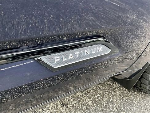 Used 2024 Toyota Sequoia Platinum AWD/4WD image 43
