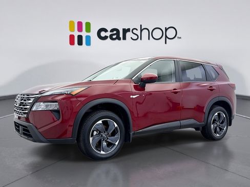 Used 2025 Nissan Rogue SV image 1