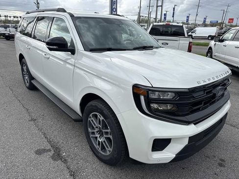 New 2026 Ford Expedition Max Active image 3