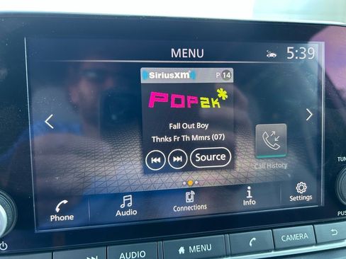 Used 2023 Nissan Rogue SL image 30