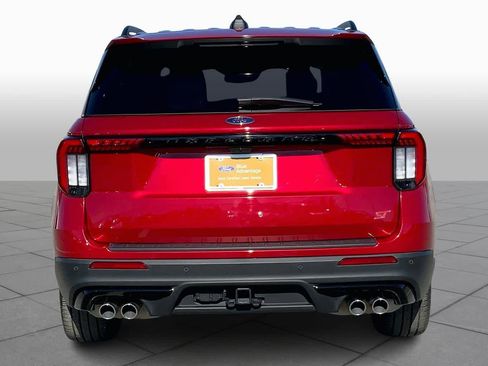 Certified 2025 Ford Explorer ST image 5