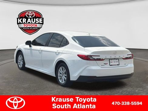 Used 2025 Toyota Camry LE FWD image 7