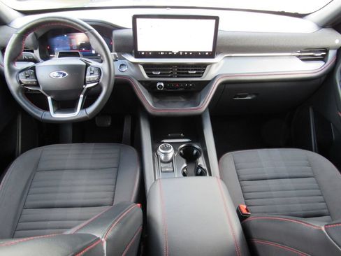 Used 2025 Ford Explorer ST-Line AWD/4WD image 19