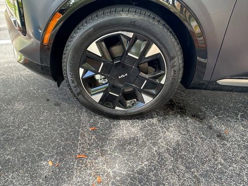 Used 2026 Kia Sportage SX image 33