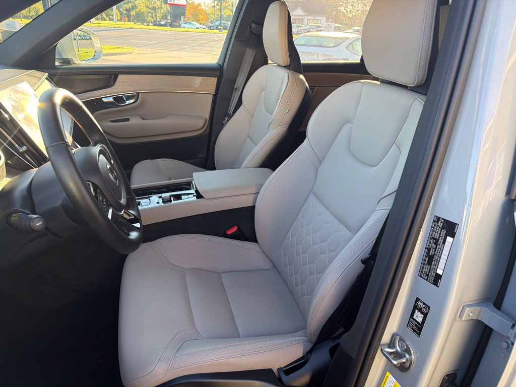 Used 2026 Volvo XC90 B6 Plus AWD/4WD image 10