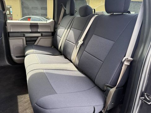 Used 2017 Ford F150 XLT AWD/4WD image 24