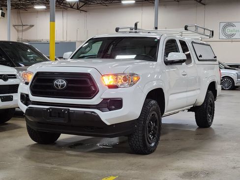 Used 2021 Toyota Tacoma SR RWD image 5