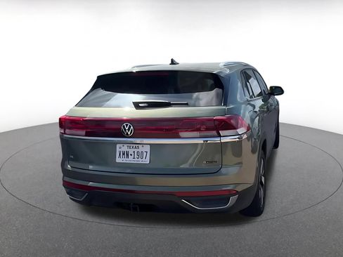 Used 2026 Volkswagen Atlas Cross Sport SE AWD/4WD image 14