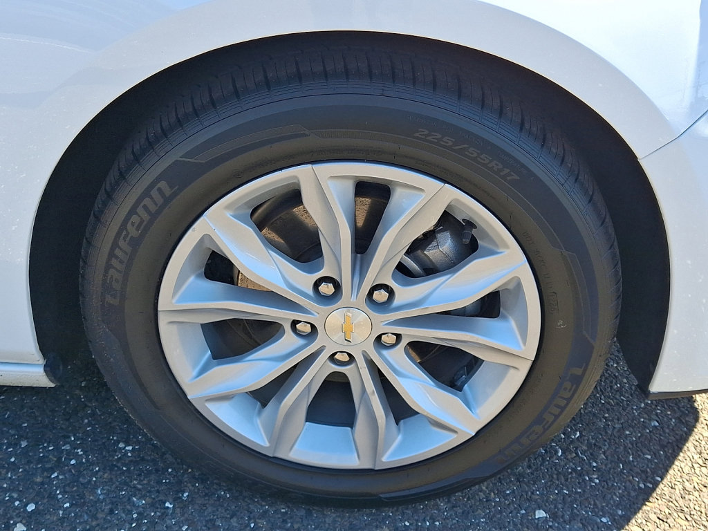 Used 2024 Chevrolet Malibu LT FWD image 9