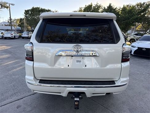 Used 2022 Toyota 4Runner Limited image 25