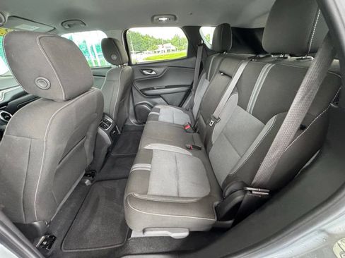 Used 2023 Chevrolet Blazer LT AWD/4WD image 20