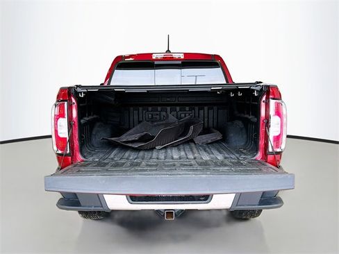 Used 2018 GMC Canyon SLT w/ Driver Alert Package image 27