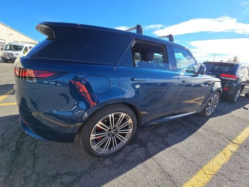 Used 2024 Land Rover Range Rover Sport Autobiography image 6