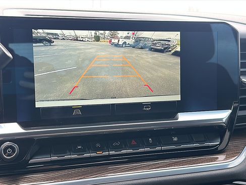 Used 2022 Chevrolet Silverado 1500 LT image 31