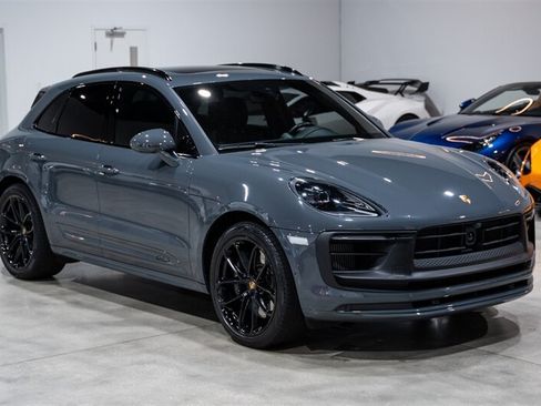 Used 2022 Porsche Macan GTS AWD/4WD image 8