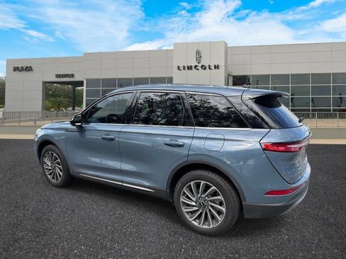 Used 2023 Lincoln Corsair Reserve w/ Equipment Group 201A FWD image 5