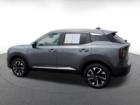 Used 2026 Nissan Kicks SV w/ Cold Weather Package AWD/4WD image 14