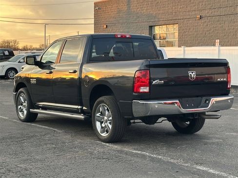 Used 2018 RAM 1500 Big Horn image 6