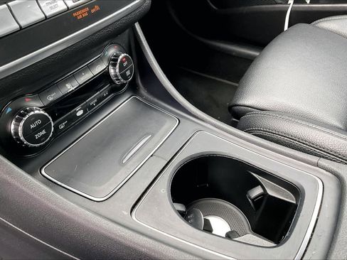 Used 2018 Mercedes-Benz CLA 250 image 15