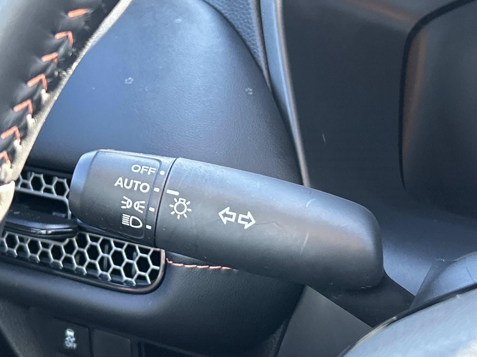 Used 2025 Honda HR-V Sport image 32
